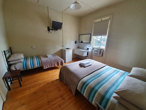 Pier Hotel Port Lincoln - Accommodation in Bendigo 22