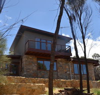 Of Stone and Wood Guesthouse - Accommodation in Bendigo