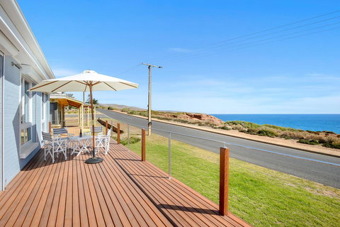 Salomon Sea Haus - Sellicks Beach - C21 SouthCoast Holidays - Accommodation in Bendigo 0