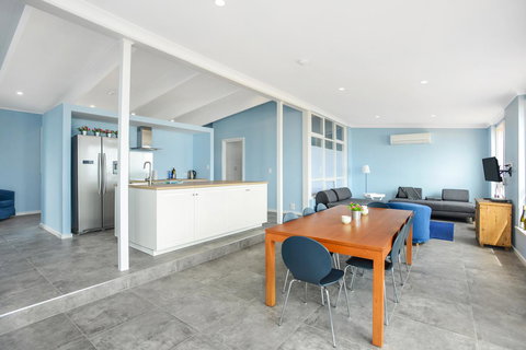 Salomon Sea Haus - Sellicks Beach - C21 SouthCoast Holidays - Accommodation in Bendigo 9
