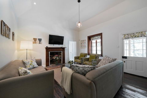 Jacobs Estate Cottage - Accommodation in Bendigo 4