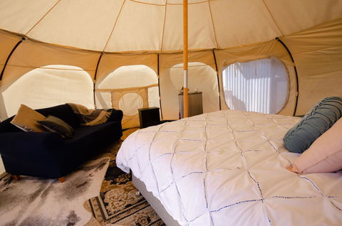 Bukirk Glamping & Fancy Coops - Accommodation in Bendigo 5