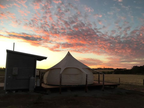 Bukirk Glamping & Fancy Coops - Accommodation in Bendigo 24