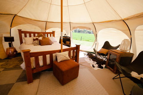 Bukirk Glamping & Fancy Coops - Accommodation in Bendigo 9