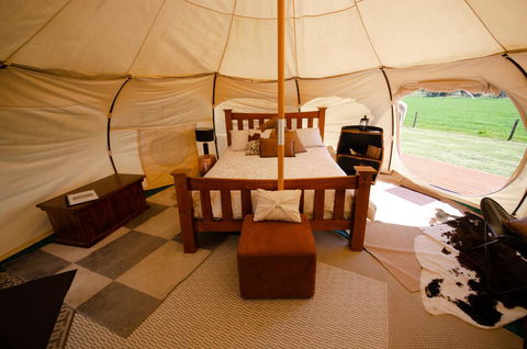 Bukirk Glamping & Fancy Coops - Accommodation in Bendigo 1