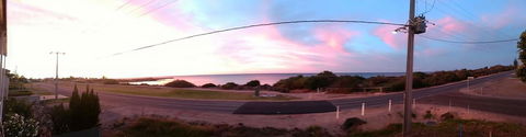 Seafront Shack - Accommodation in Bendigo 3