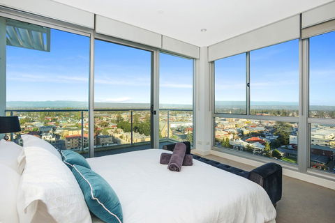 Glenelg Skyline Penthouse - Accommodation in Bendigo 43