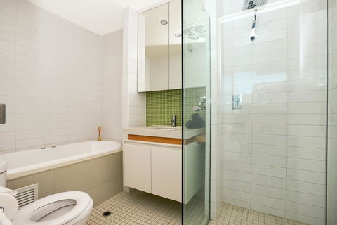 Glenelg Skyline Penthouse - Accommodation in Bendigo 42