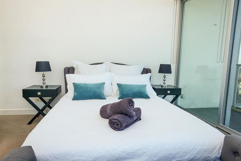 Glenelg Skyline Penthouse - Accommodation in Bendigo 20