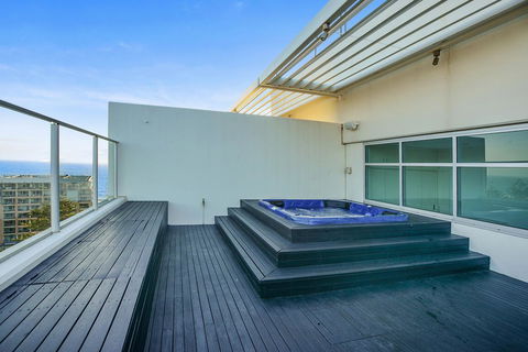 Glenelg Skyline Penthouse - Accommodation in Bendigo 16