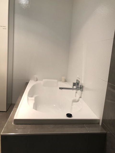 Lakeside - Accommodation in Bendigo 9