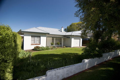 The Commodore - Accommodation in Bendigo 20