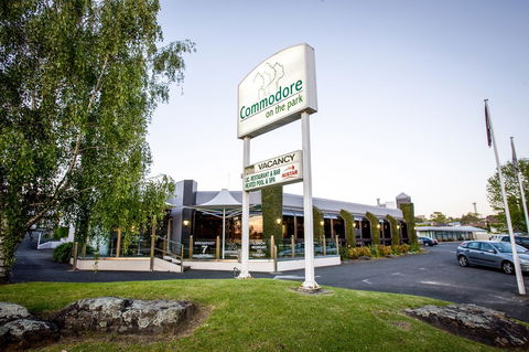 The Commodore - Accommodation in Bendigo 0