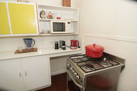Sinclair Cottage - Accommodation in Bendigo 21