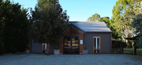 Irongate Studio B&B - Accommodation in Bendigo 10