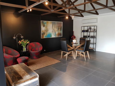 Irongate Studio B&B - Accommodation in Bendigo 2