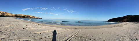 Middle River Beach House - East & West House - Accommodation in Bendigo 18