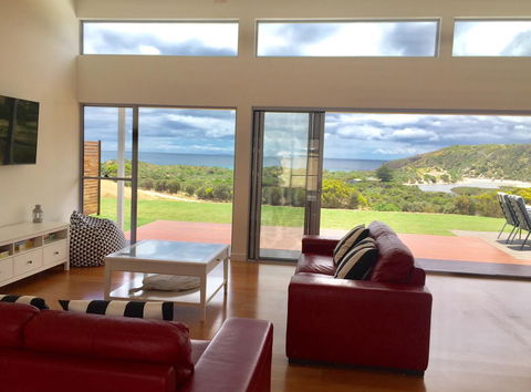 Middle River Beach House - East & West House - Accommodation in Bendigo 20