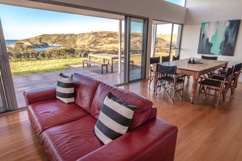 Middle River Beach House - East & West House - Accommodation in Bendigo 6