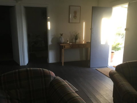 35 Trevena Road - Accommodation in Bendigo 7