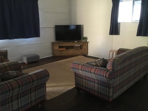 35 Trevena Road - Accommodation in Bendigo 3