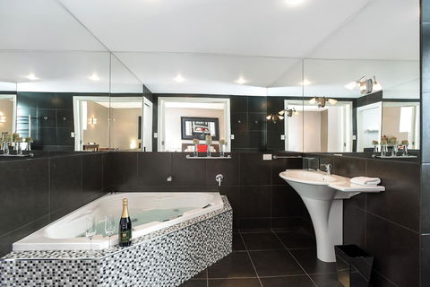 Esplanade Escape - Accommodation in Bendigo 34