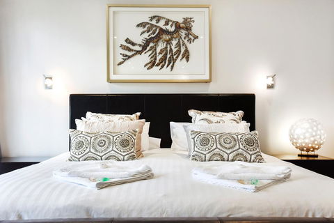 Esplanade Escape - Accommodation in Bendigo 2