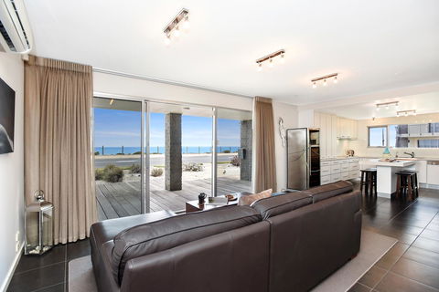Esplanade Escape - Accommodation in Bendigo 1