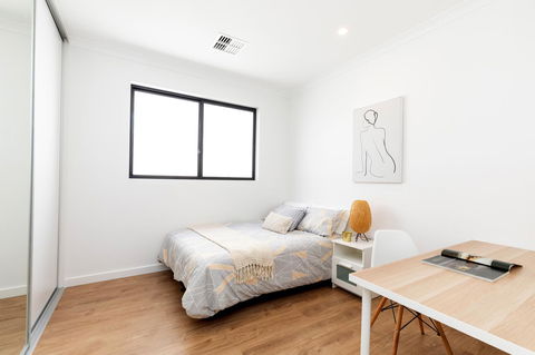 Brand New Affordable Luxury 3 Bedroom 3 Bathrooms House Close To Adelaide City, Chinatown, Beach, Adelaide Airport - Accommodation in Bendigo 8