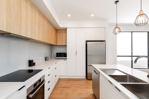 Brand New Affordable Luxury 3 Bedroom 3 Bathrooms House Close To Adelaide City, Chinatown, Beach, Adelaide Airport - Accommodation in Bendigo 7