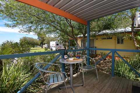 BIG4 Port Elliot Holiday Park - Accommodation in Bendigo 4