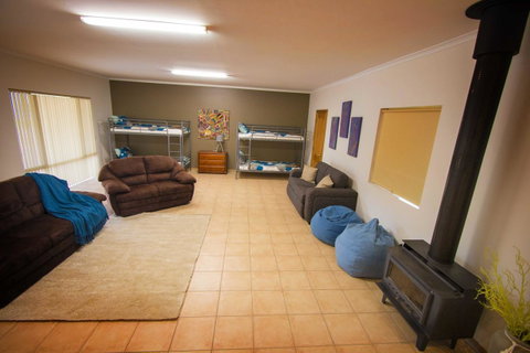 Limestone Ridge - Accommodation in Bendigo 12