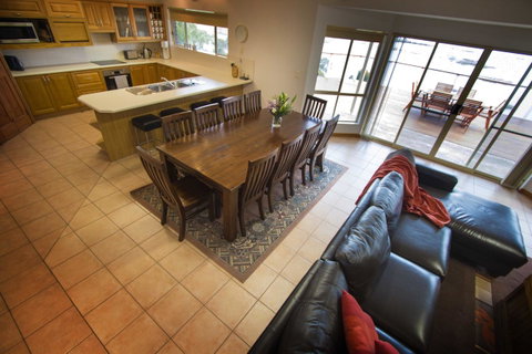Limestone Ridge - Accommodation in Bendigo 5