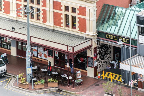 Stylish And Comfortable, Views Over Gouger St! - Accommodation in Bendigo 17