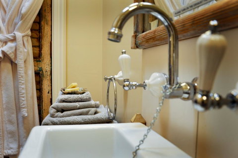 Athelney Cottage Bed And Breakfast - Accommodation in Bendigo 9