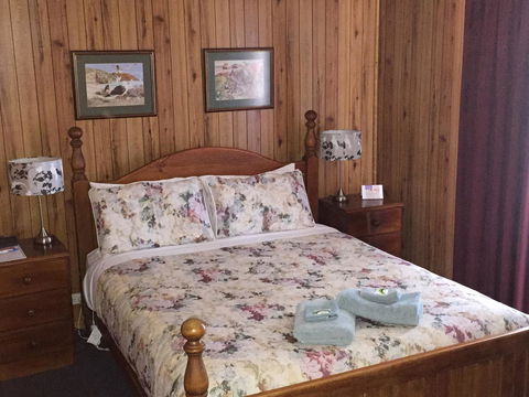 Clare Valley Cabins - Accommodation in Bendigo 28
