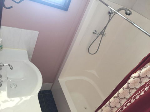 Clare Valley Cabins - Accommodation in Bendigo 19