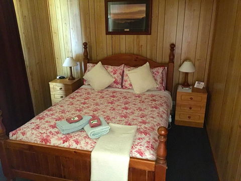 Clare Valley Cabins - Accommodation in Bendigo 6