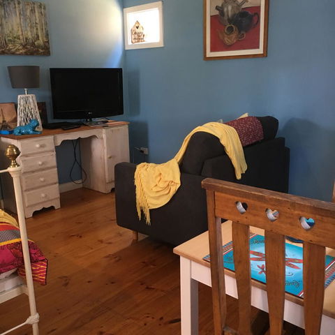 KI Dragonfly Guesthouse - Accommodation in Bendigo 13