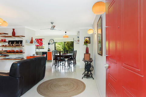 Red Door - Accommodation in Bendigo 0