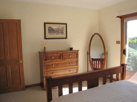 Edge Of Innes - Accommodation in Bendigo 9