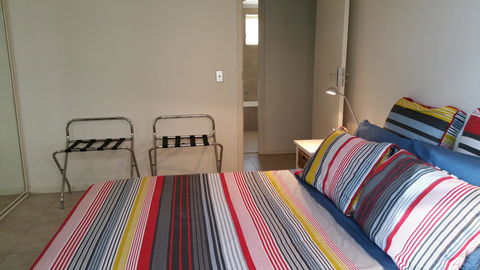 Acaill Accommodation Esplanade Living Self Check-In Self Check-Out - Accommodation in Bendigo 24