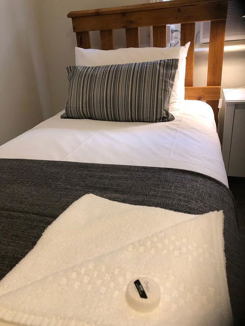 Cornwall Hotel - Accommodation in Bendigo 11