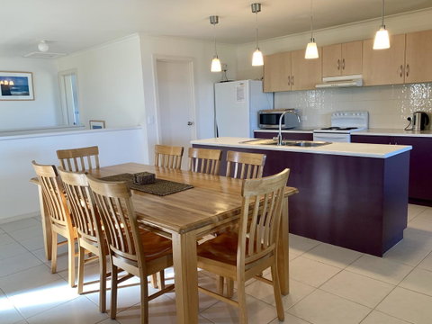 Bayview Beach House Apartment No 1 - Accommodation in Bendigo 0