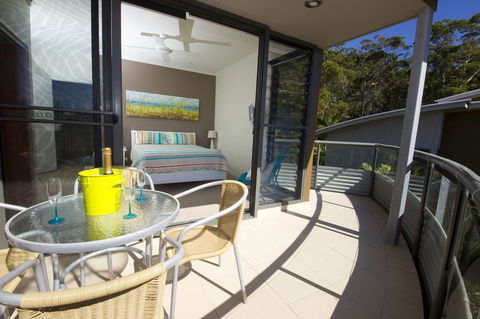 Boom 6 Boomerang Beach - Accommodation in Bendigo 10