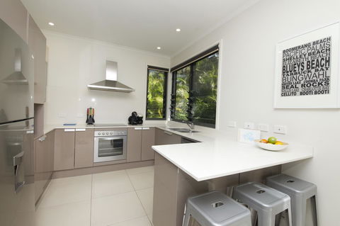 Boom 6 Boomerang Beach - Accommodation in Bendigo 11