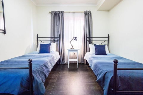 Executive 3 Bedroom Apartment + Internet + Parking - Accommodation in Bendigo 8