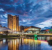 Executive 3 Bedroom Apartment  Internet  Parking - Accommodation in Bendigo