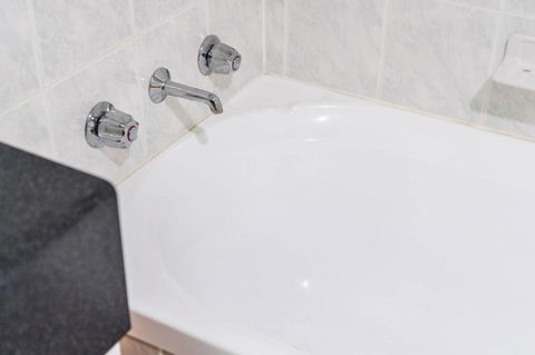 Executive 3 Bedroom Apartment + Internet + Parking - Accommodation in Bendigo 37