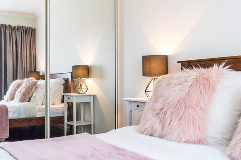 Executive 3 Bedroom Apartment + Internet + Parking - Accommodation in Bendigo 12